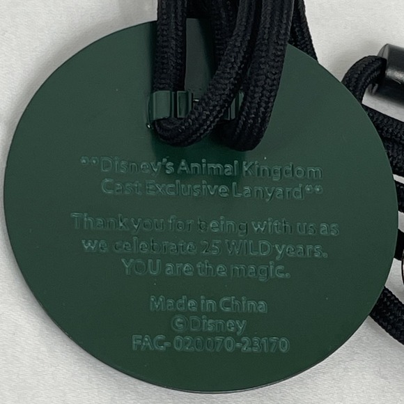 Disney World Rare Animal Kingdom 25th Anniversary Cast Exclusive Bolo‎ Lanyard - Picture 3 of 6